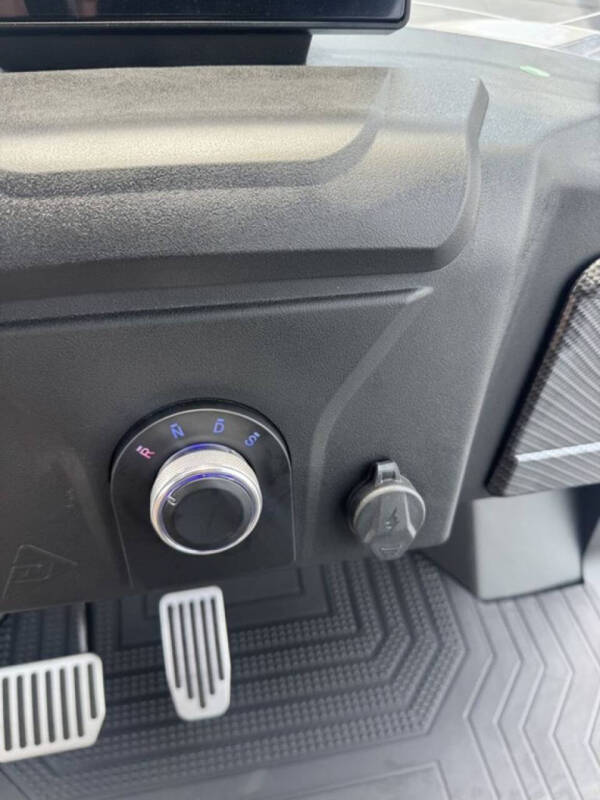 2025 Denago Rover XL