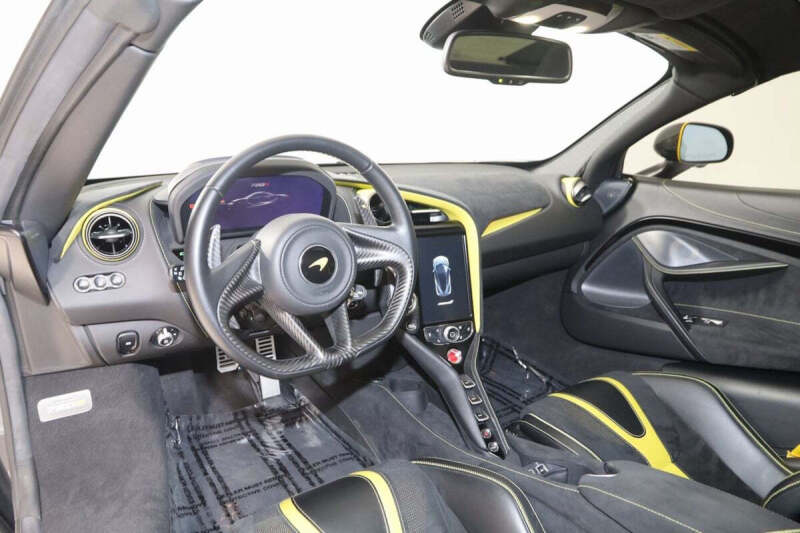 2022 McLaren 720S Spider Performance