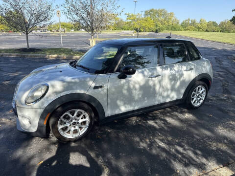 2017 MINI Hardtop 4 Door Cooper