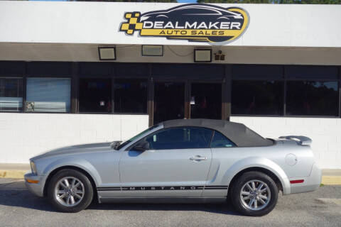2005 Ford Mustang V6 Deluxe