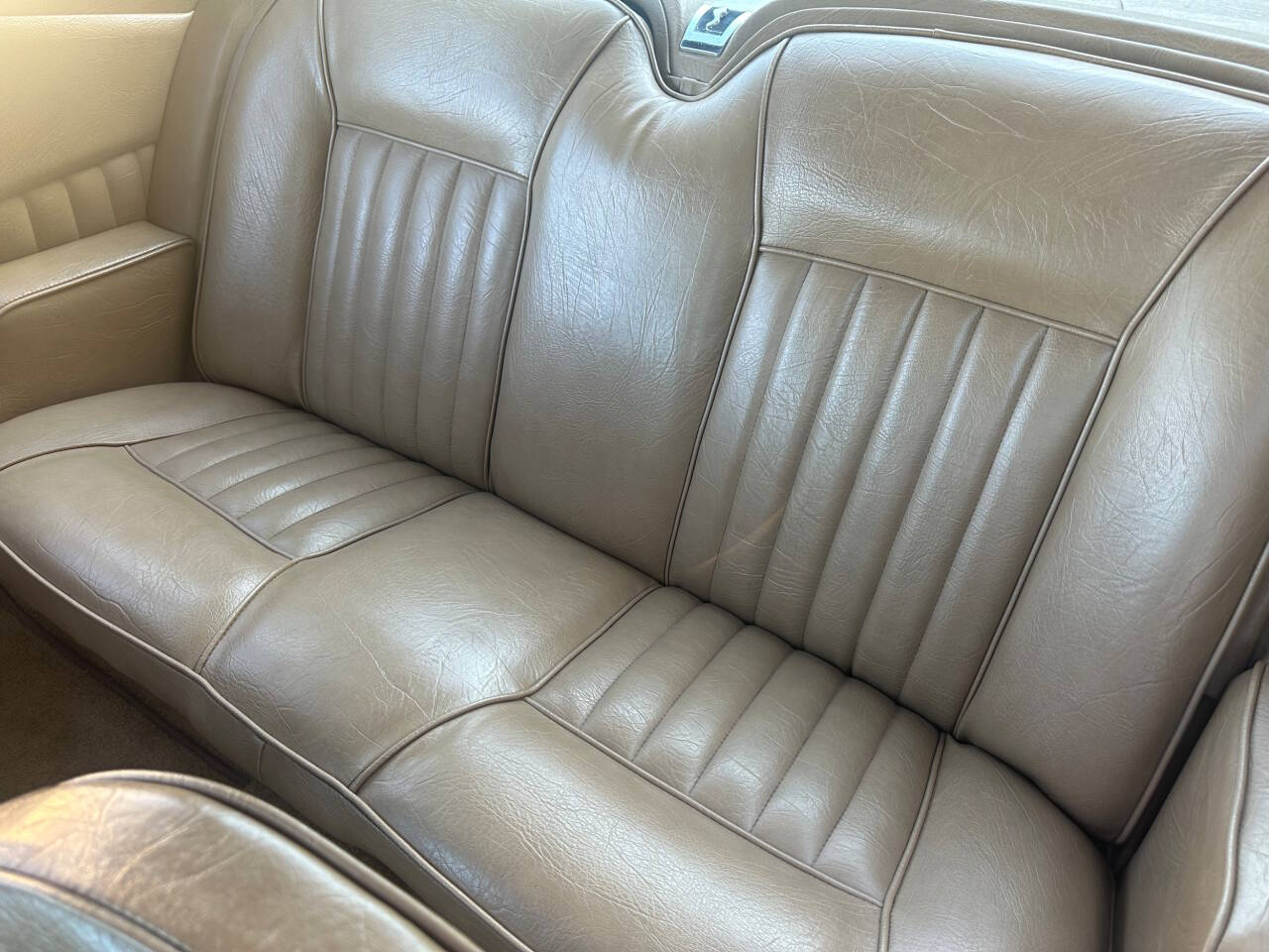 1963 Studebaker Avanti 29