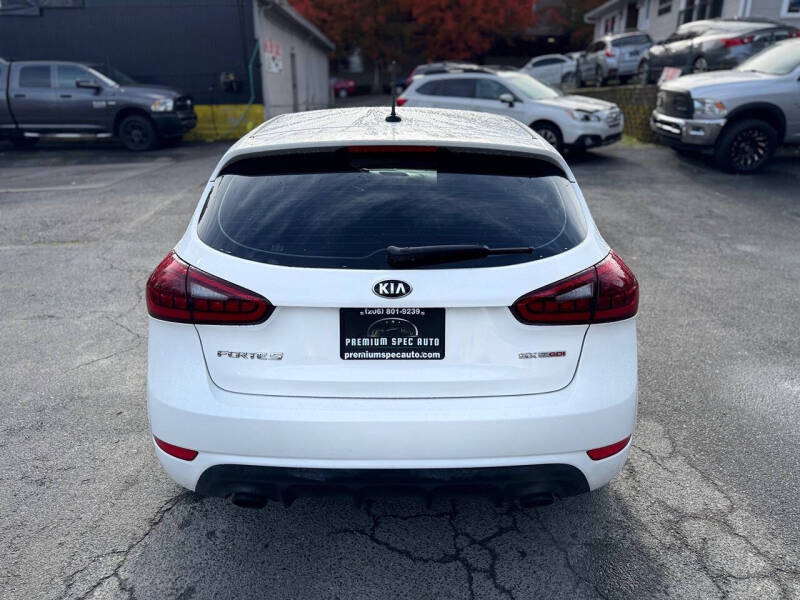 2016 Kia Forte5 SX