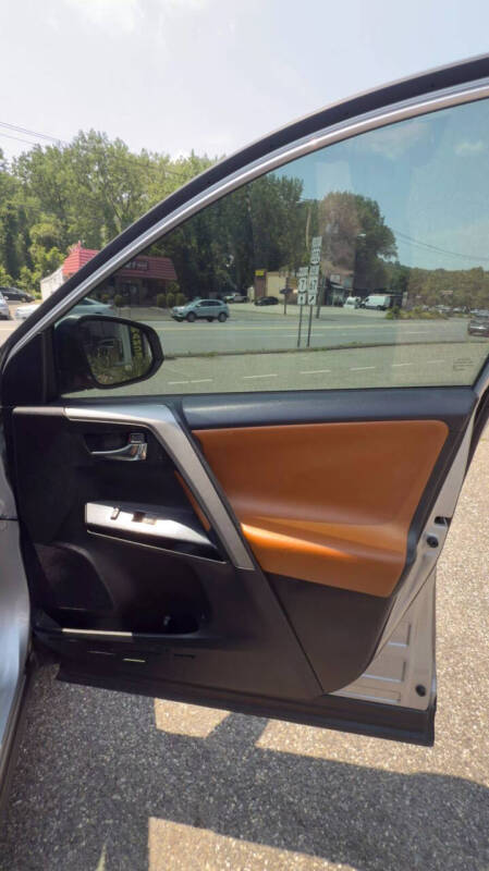 2017 Toyota RAV4 Limited