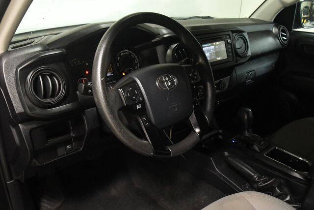 2019 Toyota Tacoma SR