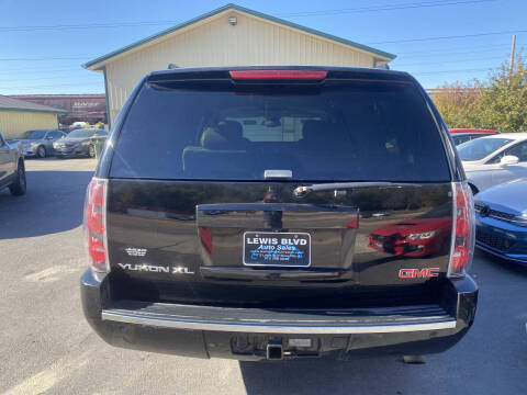 2008 GMC Yukon XL Denali