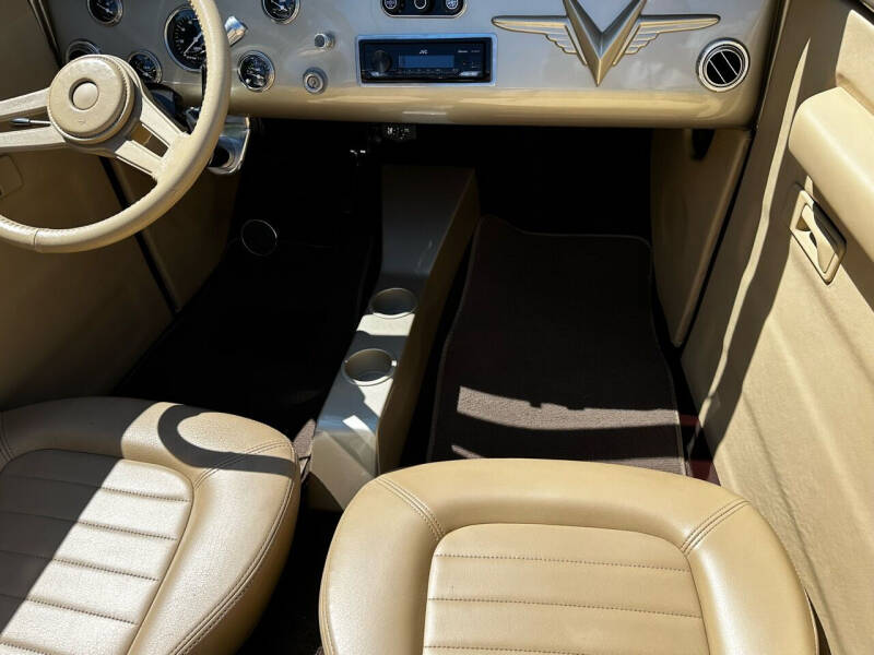 1947 Ford Roadster Pickup