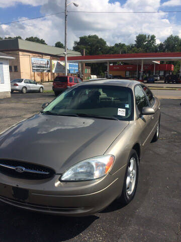 2002 Ford Taurus for sale at Mike Hunter Auto Sales in Terre Haute IN