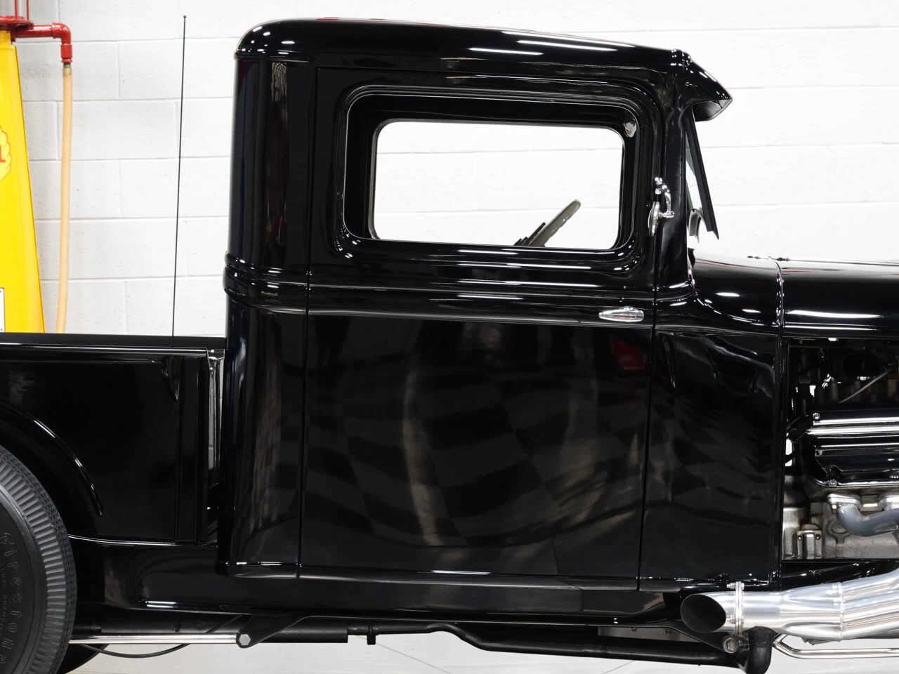 1932 Ford F-100 46