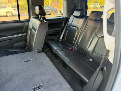 2010 Honda Pilot Touring w/Navi w/DVD