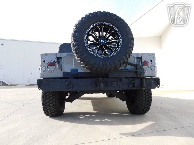 1999 AM General Hummer