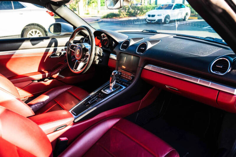 2017 Porsche 718 Boxster