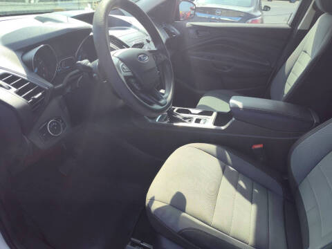 2019 Ford Escape S