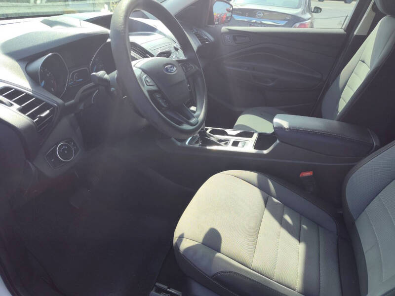 2019 Ford Escape S