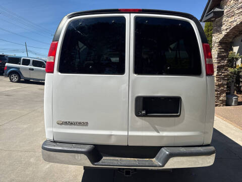 2020 Chevrolet Express LT 3500