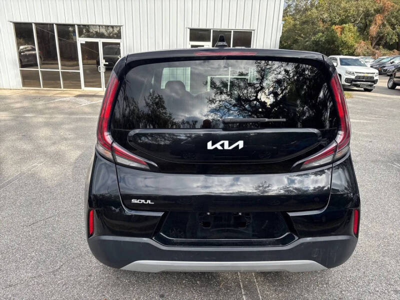 2023 Kia Soul LX