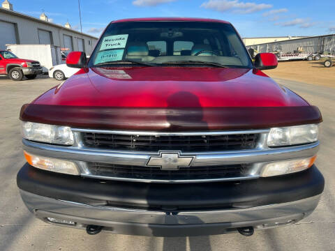 2001 Chevrolet Suburban for sale at Star Motors in Brookings SD