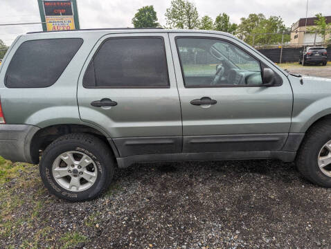 2005 Ford Escape XLT