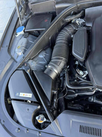 2016 Hyundai Genesis