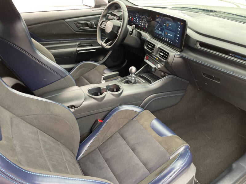 2024 Ford Mustang Dark Horse