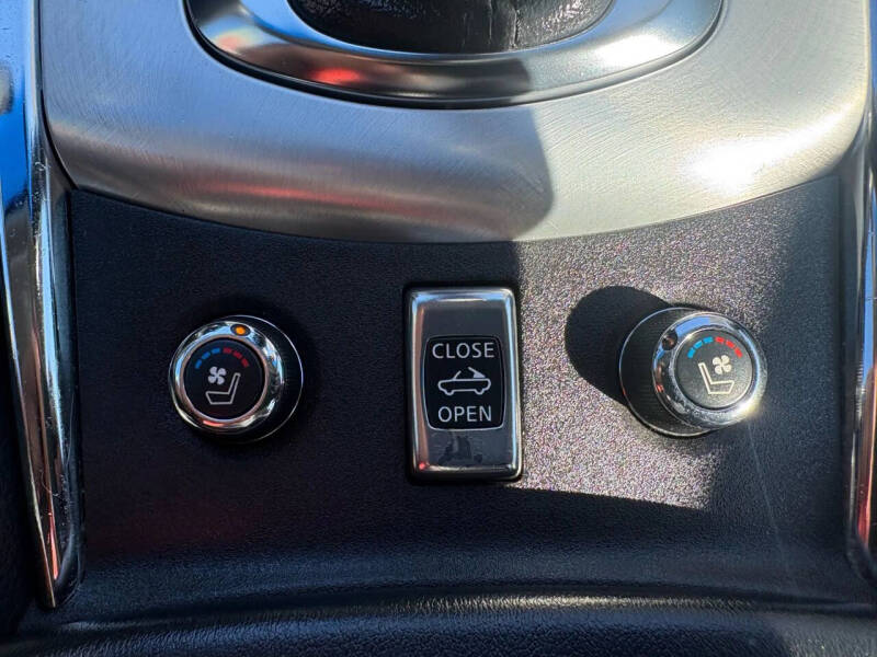 2014 Infiniti Q60 Convertible