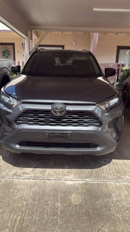 2020 Toyota RAV4 LE