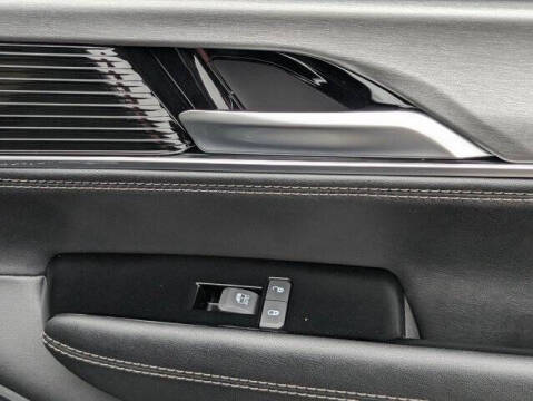 2024 Jeep Wagoneer Carbide