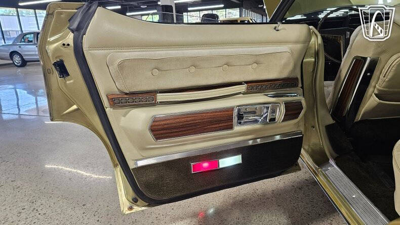 1972 Oldsmobile Ninety-Eight