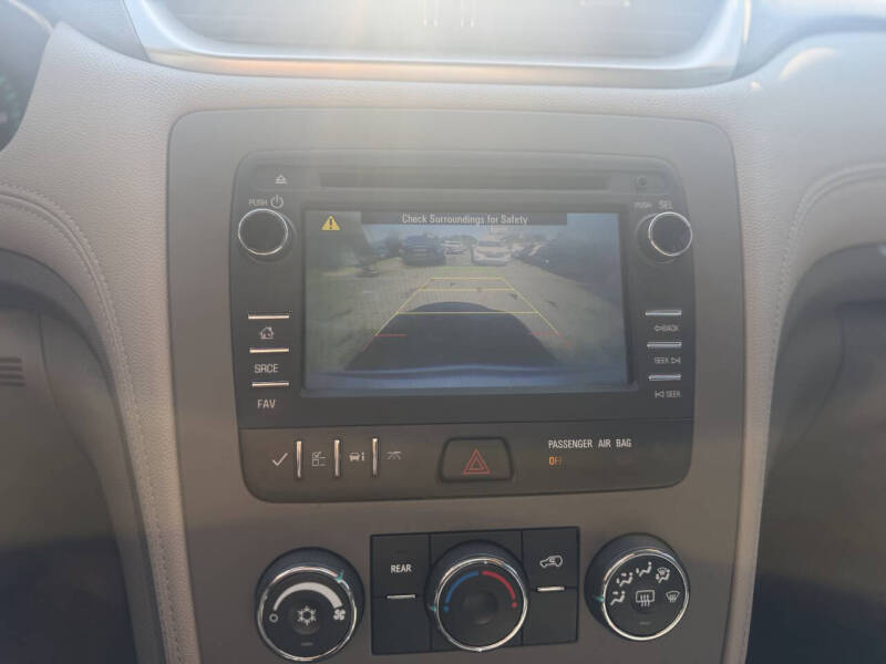 2017 Chevrolet Traverse LS
