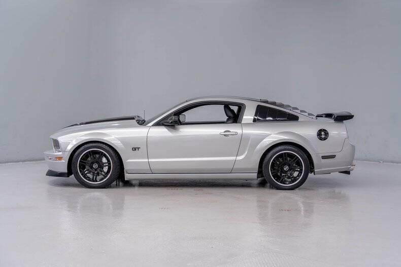 2005 Ford Mustang