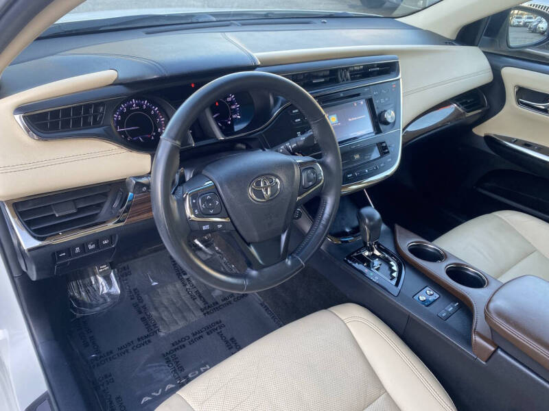 2015 Toyota Avalon Limited