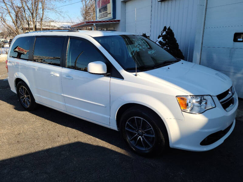 2017 Dodge Grand Caravan for sale at Van Kalker Motors in Grand Rapids MI