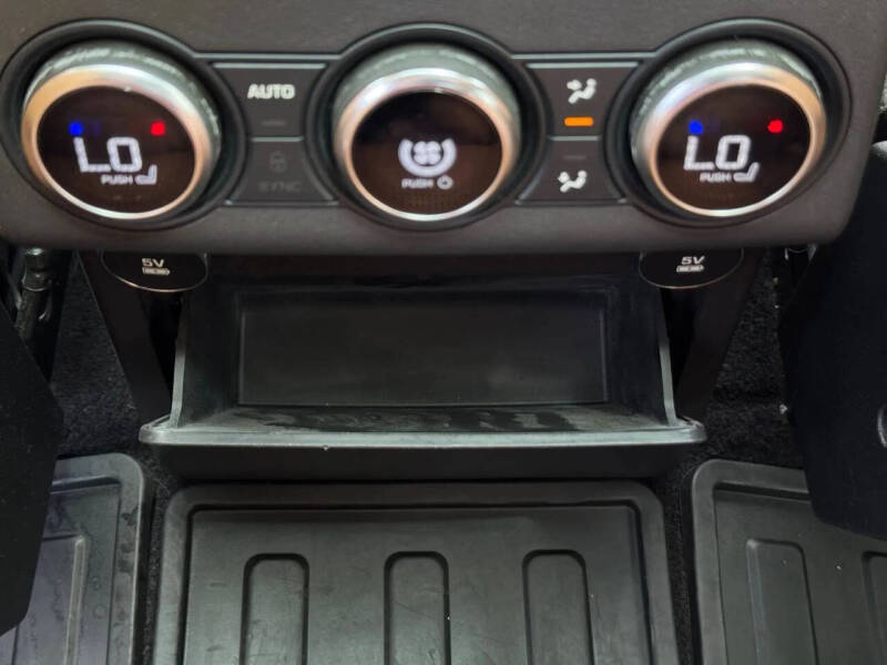 2019 Land Rover Discovery HSE Luxury Td6