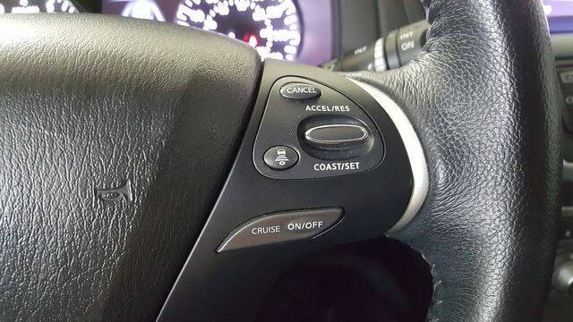 2018 Nissan Pathfinder SL