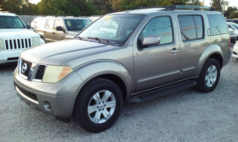 2006 Nissan Pathfinder LE