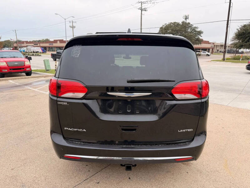 2018 Chrysler Pacifica Limited