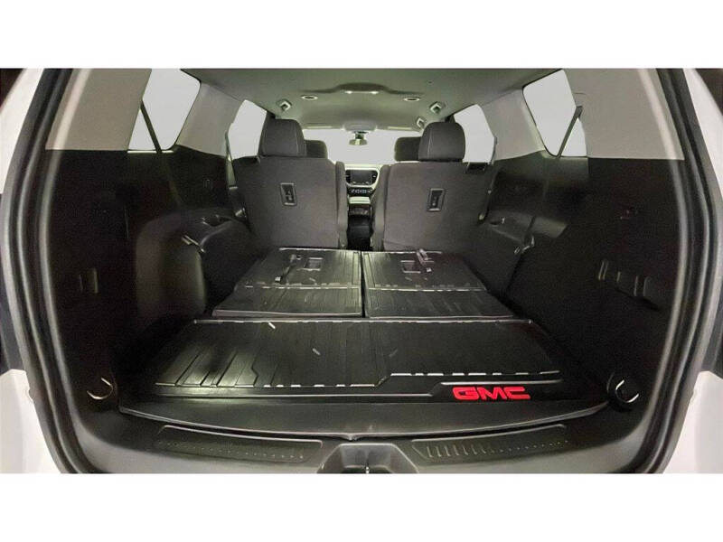 2023 GMC Acadia
