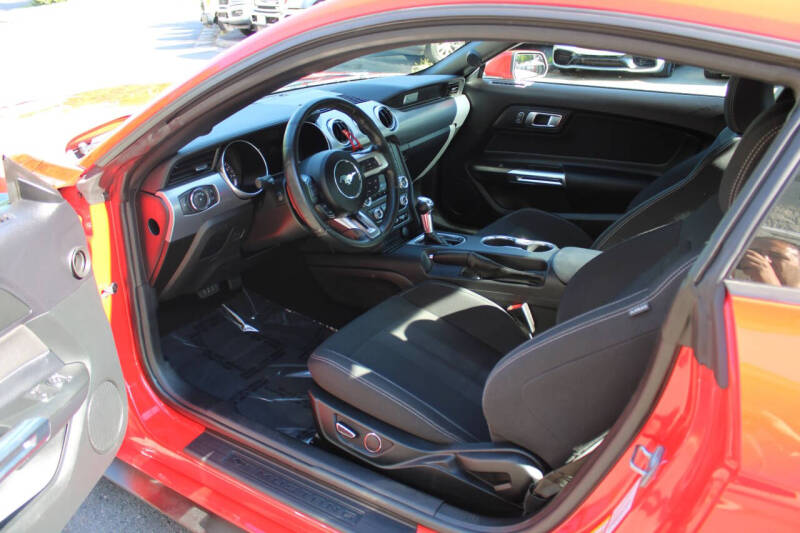 2019 Ford Mustang