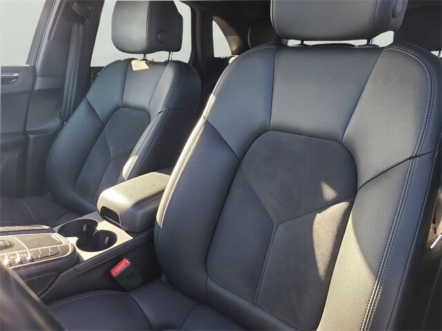 2021 Porsche Macan S