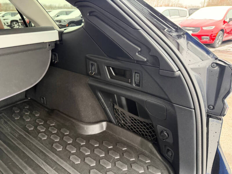 2021 Subaru Outback Touring XT