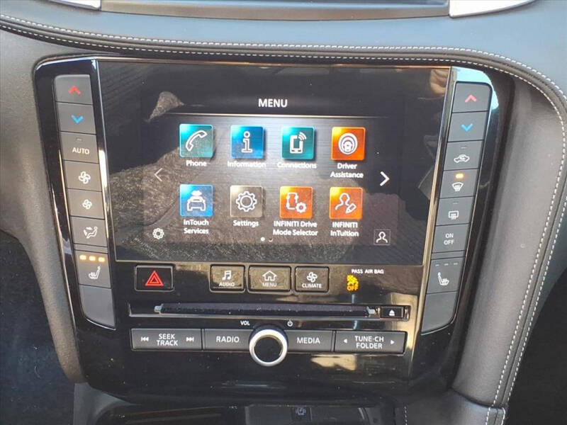 2025 Infiniti QX50 Luxe