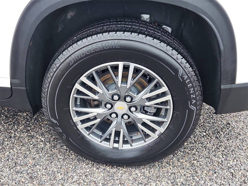 2024 Chevrolet Traverse LT