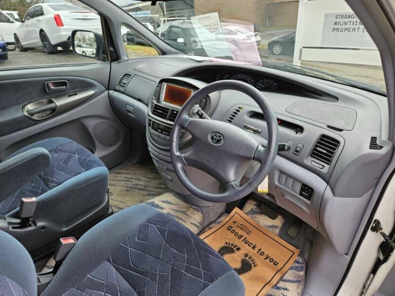 2000 Toyota Estima Factory RHD