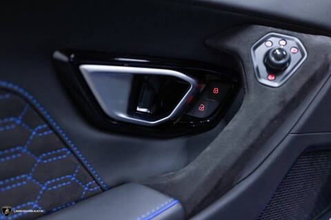 2023 Lamborghini Huracan Tecnica