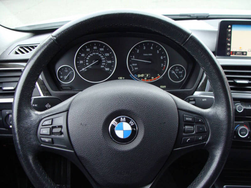 2018 BMW 3 Series 320i xDrive