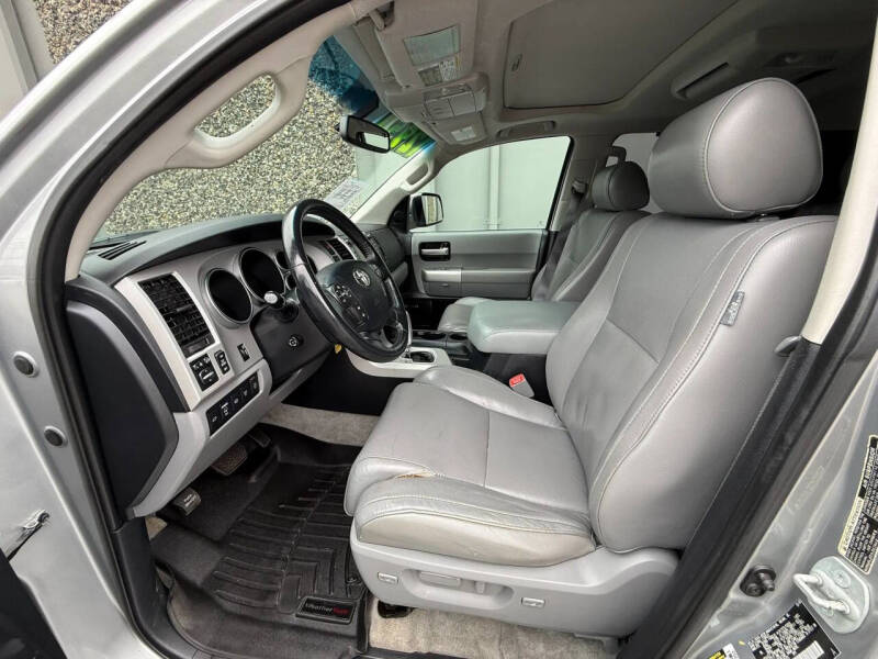 2008 Toyota Sequoia Platinum