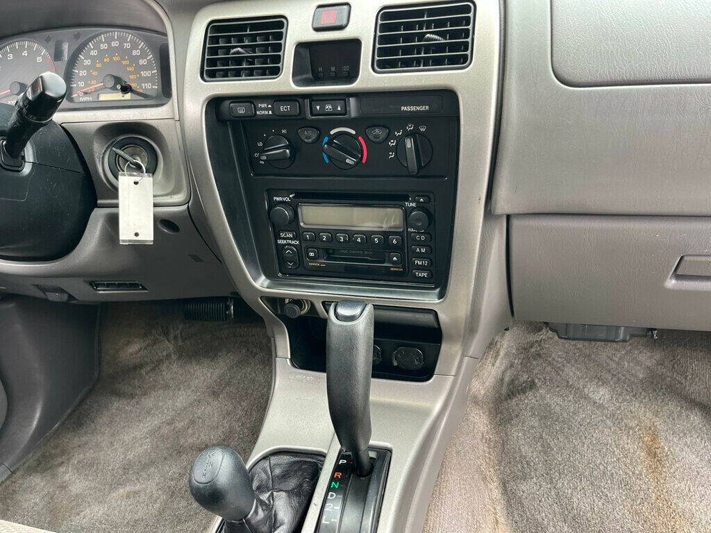 2002 Toyota 4Runner 25