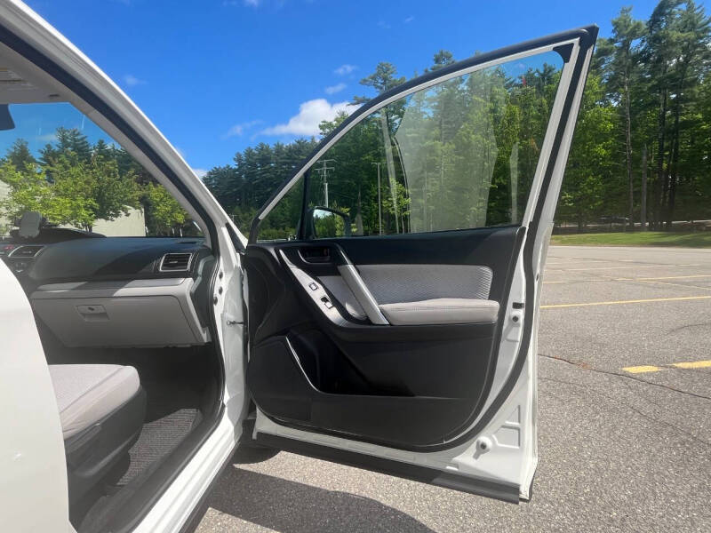 2017 Subaru Forester 2.5i