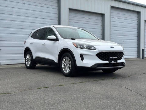 2020 Ford Escape SE