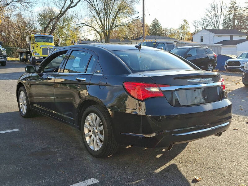 2014 Chrysler 200 Limited