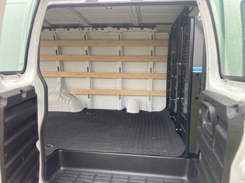 2020 Chevrolet Express 2500